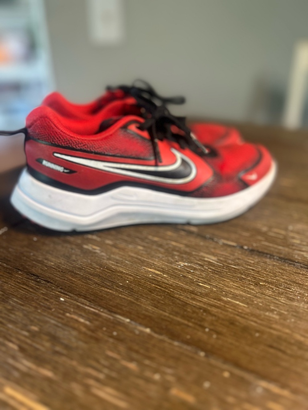 Nike Cosmic Runners size 3.5 - Picture 5 of 8